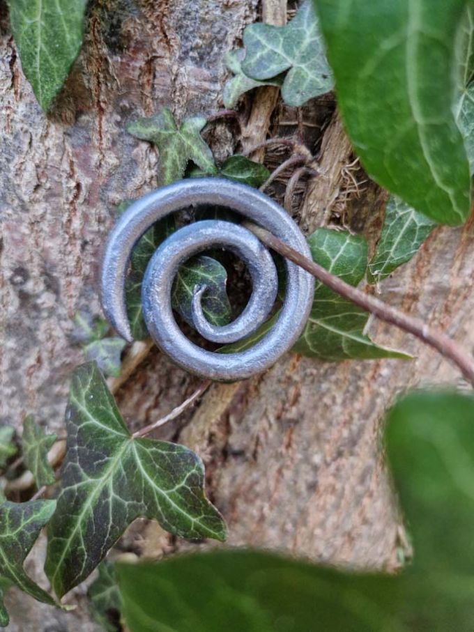Collana artigianale con ciondolo “Chiocciola”