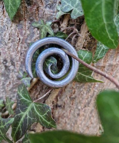 Collana artigianale con ciondolo “Chiocciola”